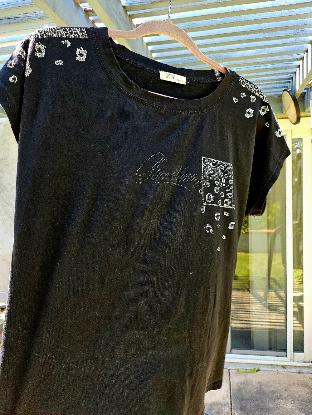 Women’s Short Sleeve Black Graphic Tee with Square Print